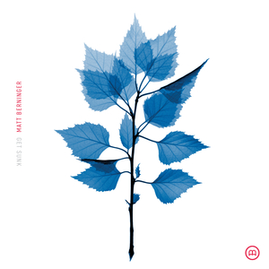 带土抓住玖辛奈的头发
